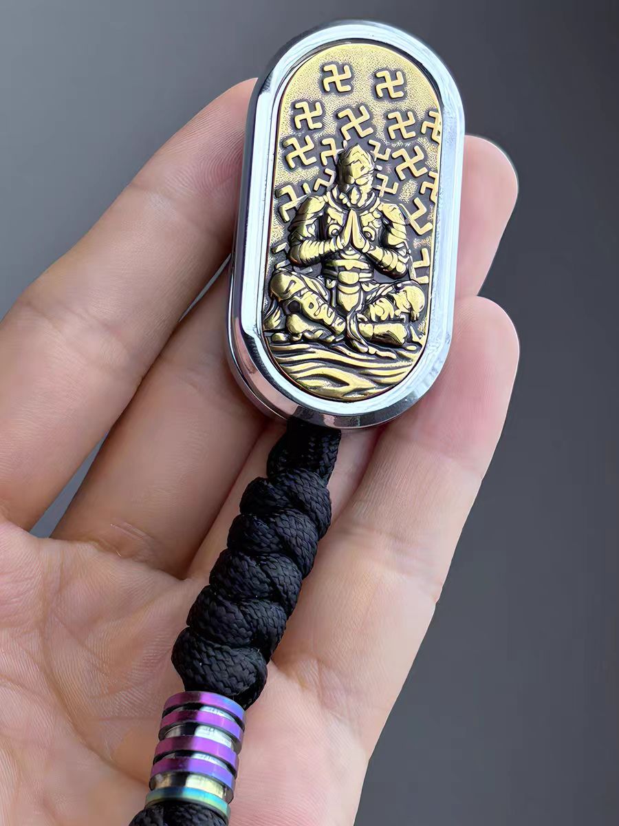 Wukong pushes the card to relieve stress