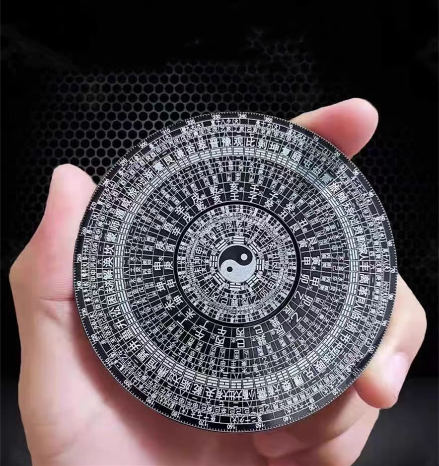 Fidget spinner decompression Tai Chi